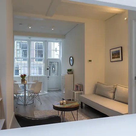 Luxury Flower Market *