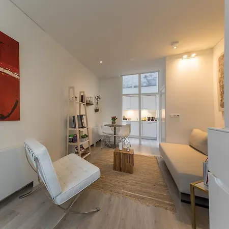 Apartment Luxury Flower Market *